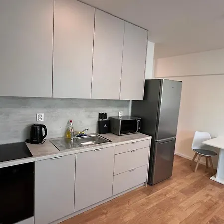 Air Conditioned 1 Apartment, With Garden, New Building 아파트 브라티슬라바