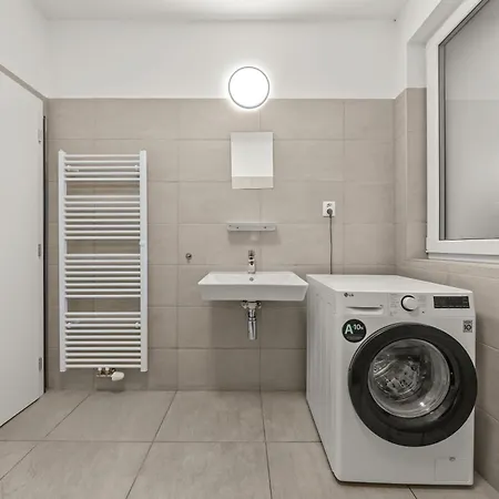 Air Conditioned 1 Apartment, With Garden, New Building Διαμέρισμα *